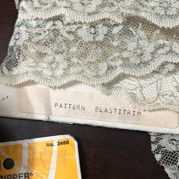 Vintage Sewing Notions & Thread Lot with Lace, 1962 Crochet for Babies Booklet - Picture 13 of 15